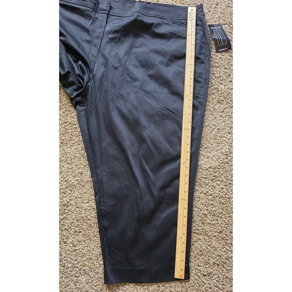 Avenue Sport Black Comfort Waist Stretch Capri Pants Plus Size 30 NWT - Picture 7 of 9